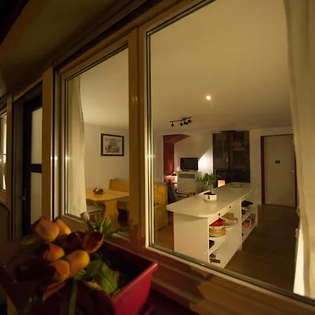 Le Cocon Du Village * 제라르메르