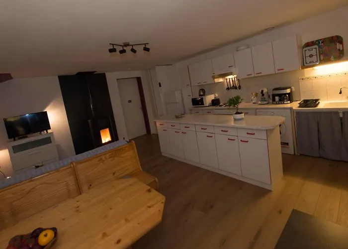 Le Cocon Du Village Ferienhaus *